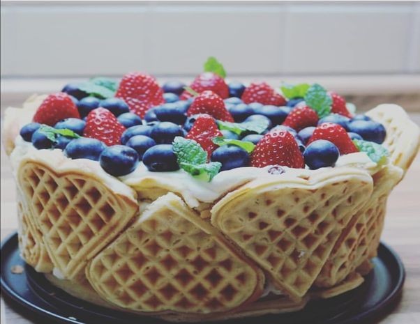 Beeren Waffel Torte