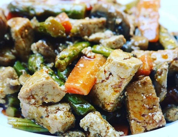 Tofu mit Spargel