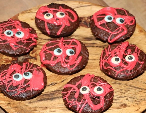 Monster Muffins mit Lindor Füllung