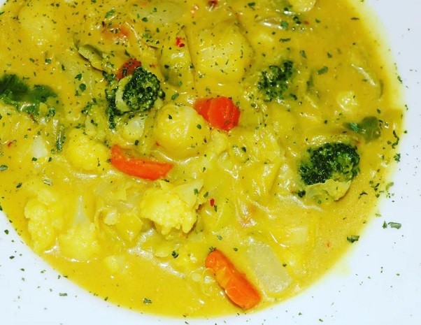 Curry Kokos Gemüseeintopf