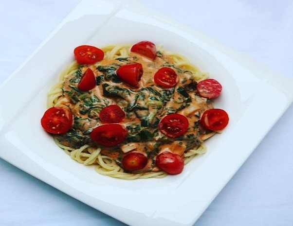 Spaghetti mit Spinat Sahnesauce