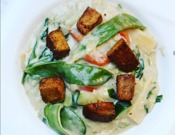 Gemüse & Tofu in Kokosmilch